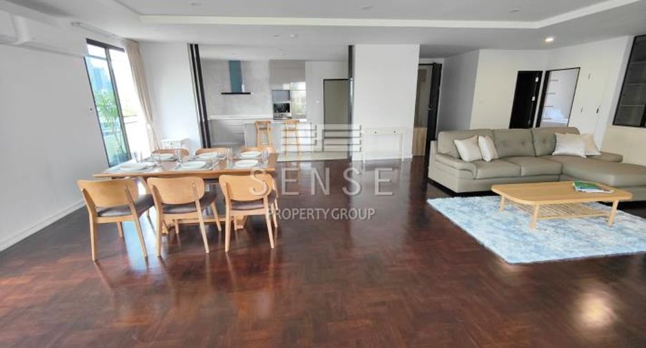 For rent 3 bedrooms condo in Watthana, Bangkok