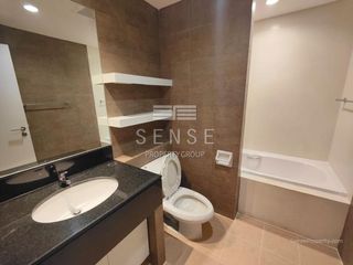 Condo en alquiler de 3 habitaciones en Watthana, Bangkok