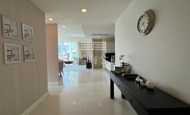 For sale 3 bedrooms condo in Watthana, Bangkok