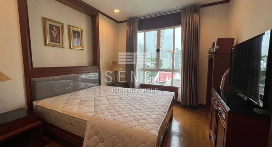 For sale 2 bedrooms condo in Khlong Toei, Bangkok