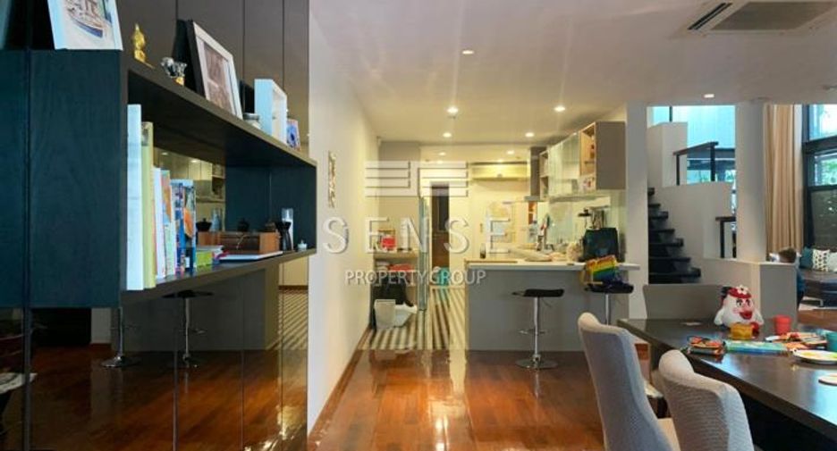 Wohnung zur Miete mit 4 Zimmer in Khlong Toei, Bangkok