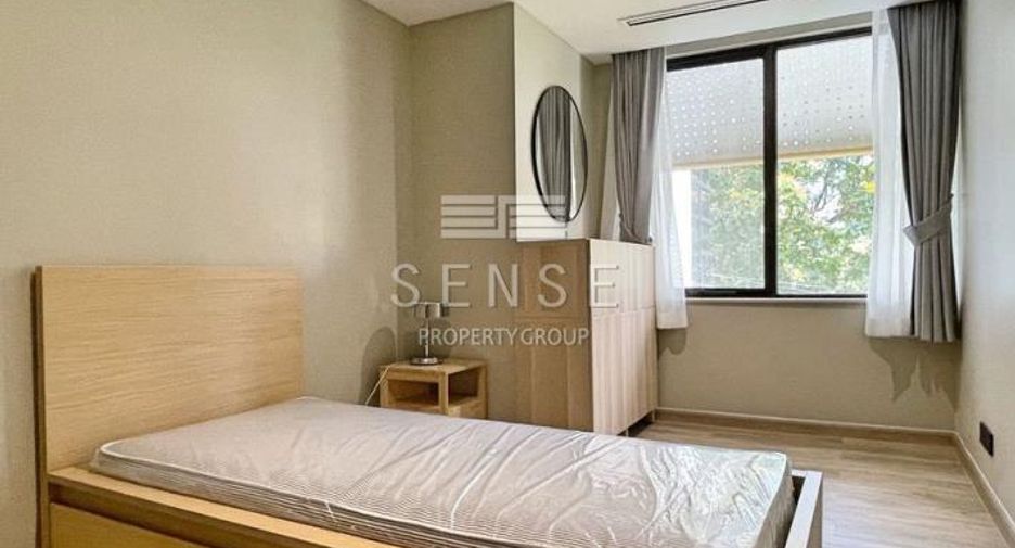 For rent 4 bedrooms condo in Sathon, Bangkok