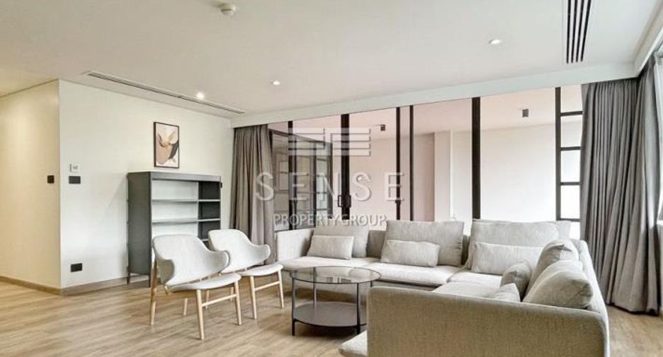 For rent 4 bedrooms condo in Sathon, Bangkok