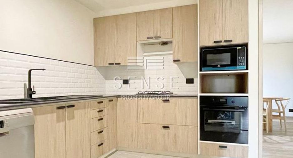 For rent 4 bedrooms condo in Sathon, Bangkok