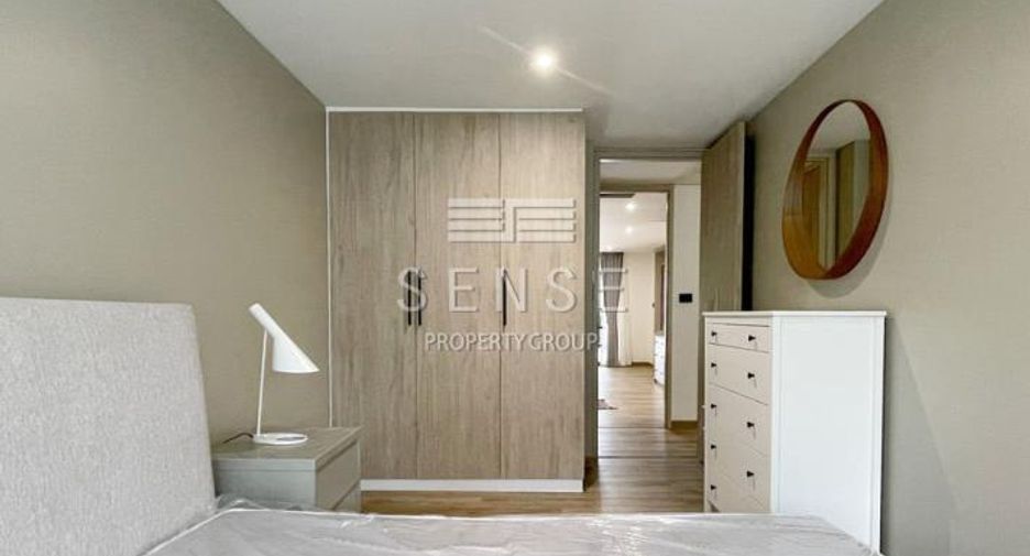 For rent 4 bedrooms condo in Sathon, Bangkok
