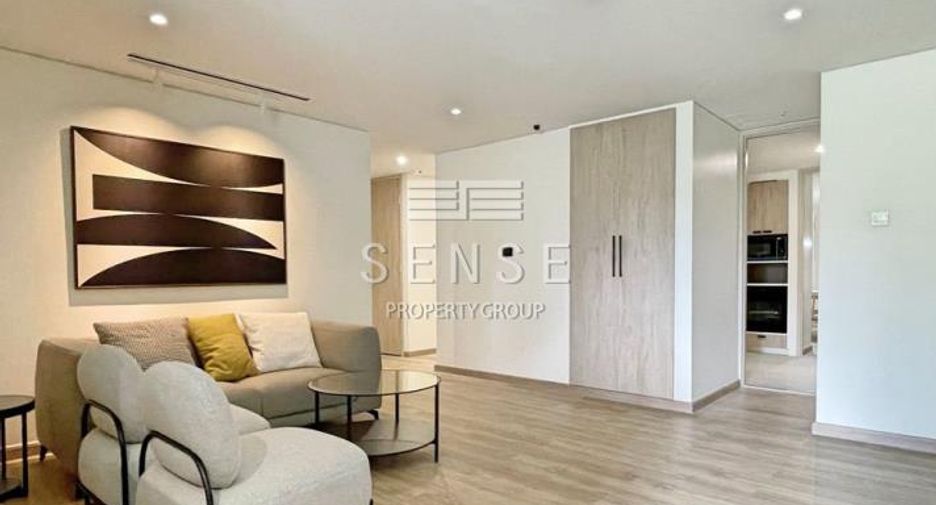 For rent 4 bedrooms condo in Sathon, Bangkok