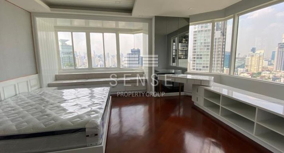 For rent 6 bedrooms condo in Watthana, Bangkok