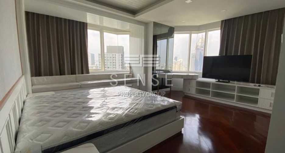 For rent 6 bedrooms condo in Watthana, Bangkok