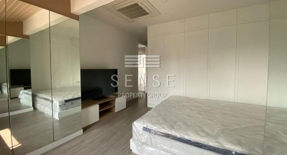 For rent 6 bedrooms condo in Watthana, Bangkok