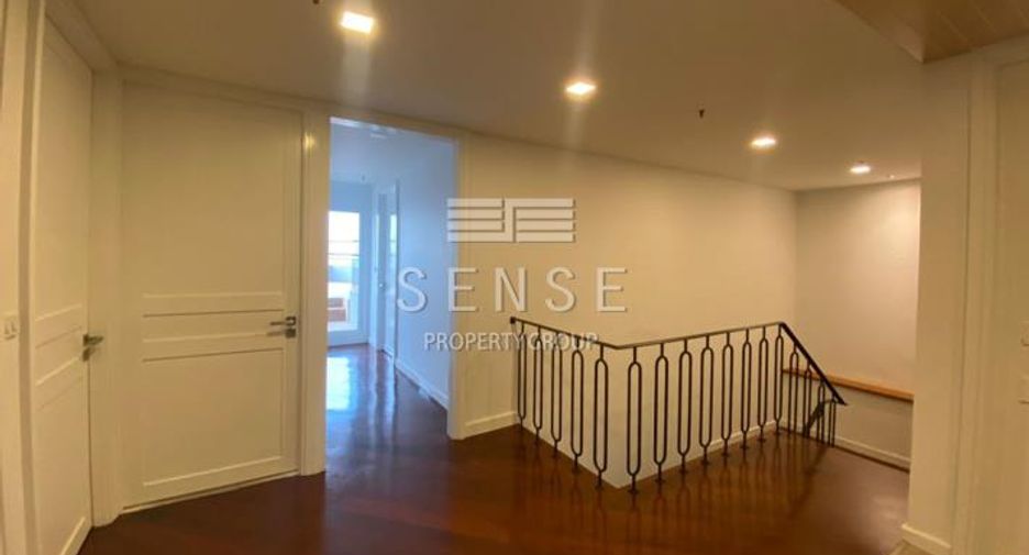 For rent 6 bedrooms condo in Watthana, Bangkok