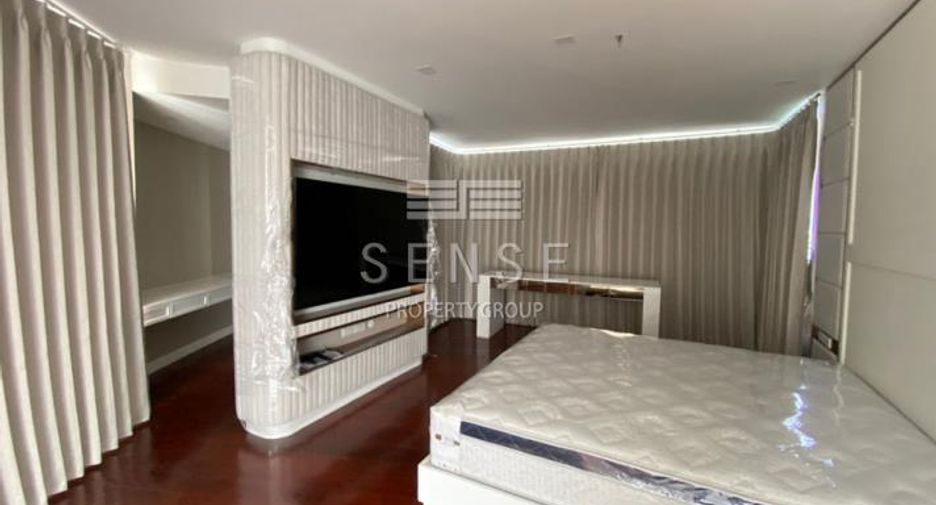 For rent 6 bedrooms condo in Watthana, Bangkok