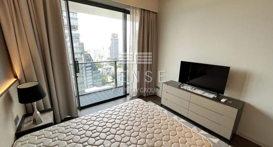 For rent 3 bedrooms condo in Watthana, Bangkok