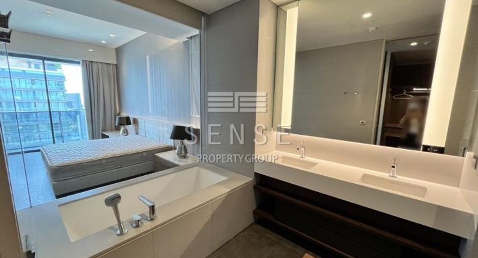 For rent 3 bedrooms condo in Watthana, Bangkok
