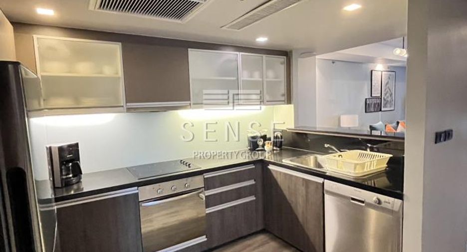 For rent 2 bedrooms condo in Watthana, Bangkok