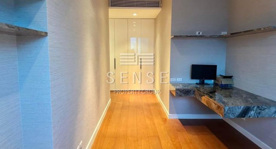 À vendre 2 chambres condo à Pathum Wan, Bangkok