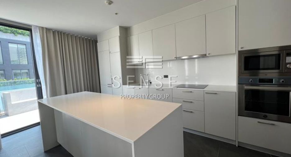 À vendre 3 chambres condo à Watthana, Bangkok