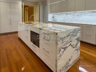 For sale 4 bedrooms condo in Sathon, Bangkok