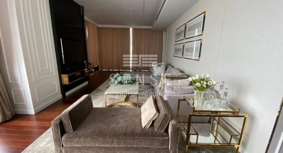 For rent 3 ベッドルーム condo in Khlong Toei, Bangkok