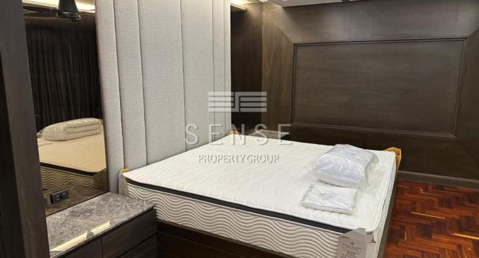 For rent 3 bedrooms condo in Khlong Toei, Bangkok