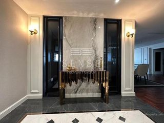 For rent 3 bedrooms condo in Khlong Toei, Bangkok