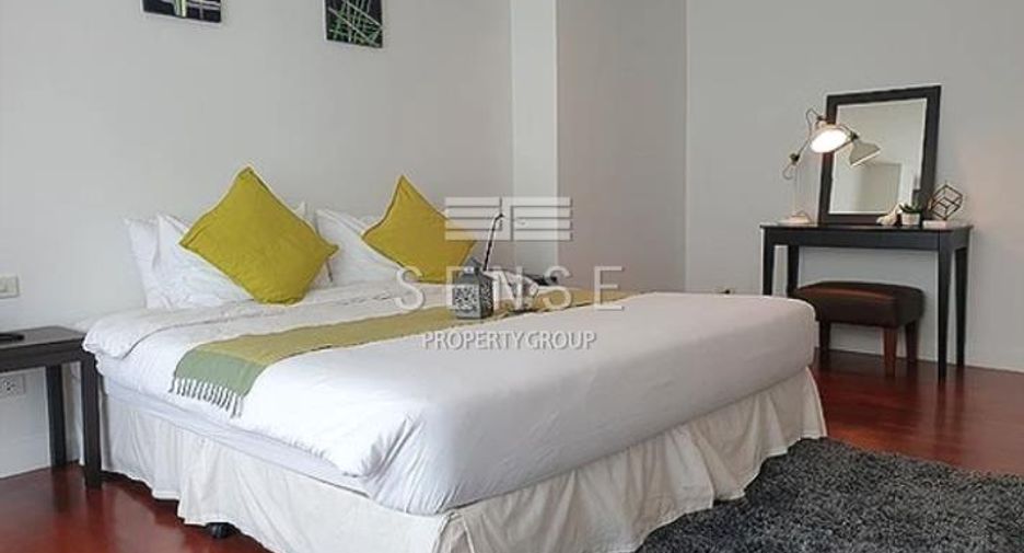 For rent 4 bedrooms condo in Sathon, Bangkok