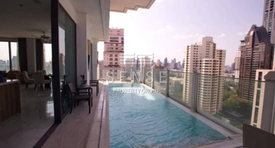 For rent 3 bedrooms condo in Watthana, Bangkok