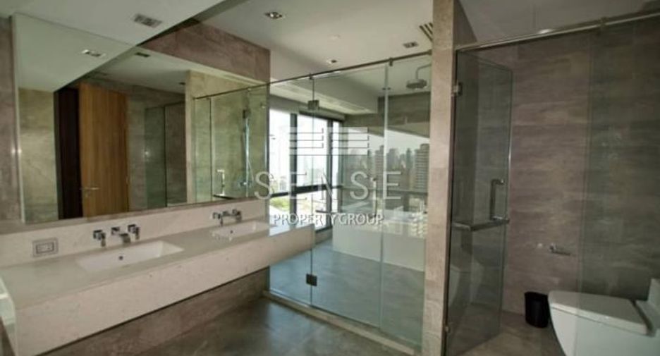 For rent 3 bedrooms condo in Watthana, Bangkok