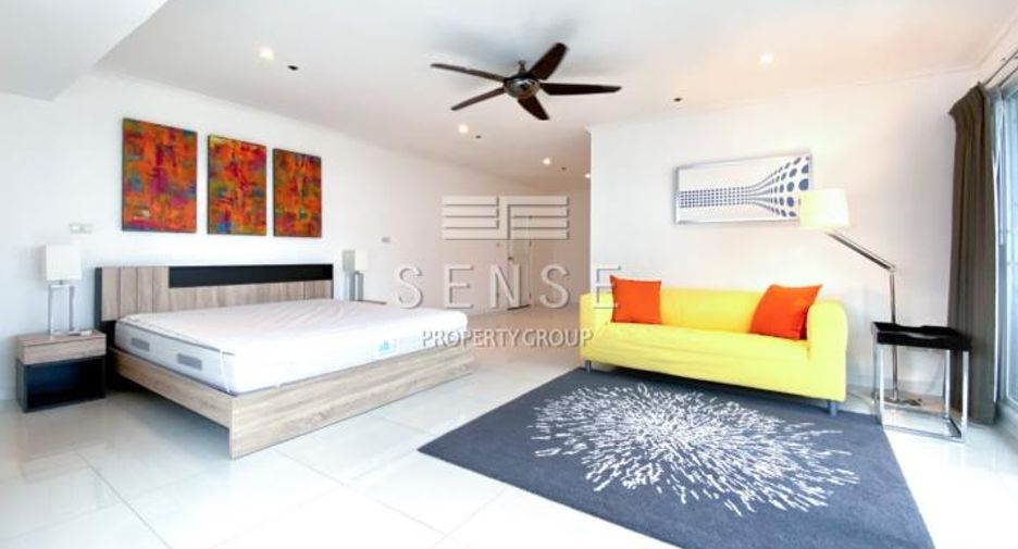 For rent 3 bedrooms condo in Watthana, Bangkok
