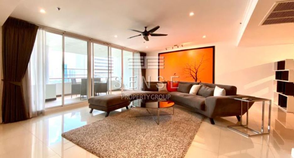 For rent 3 bedrooms condo in Watthana, Bangkok