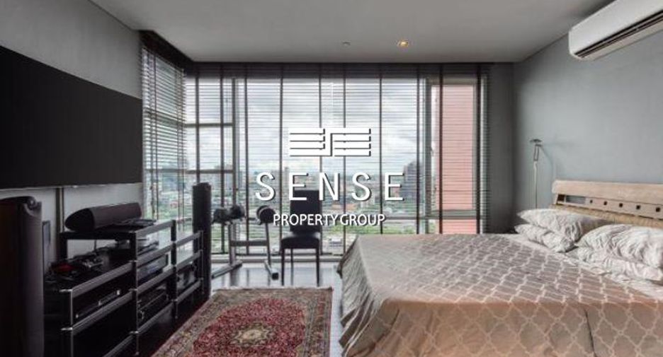 For rent 3 bedrooms condo in Khlong Toei, Bangkok