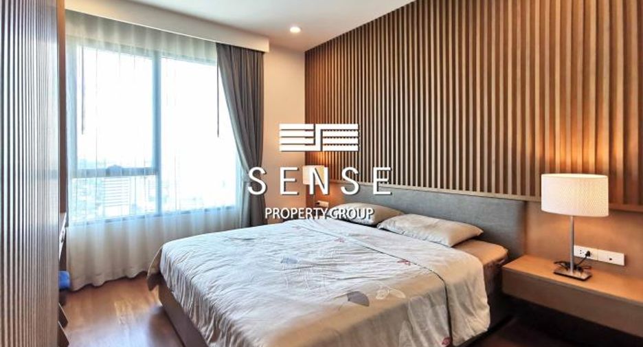 For rent 2 bedrooms condo in Yan Nawa, Bangkok