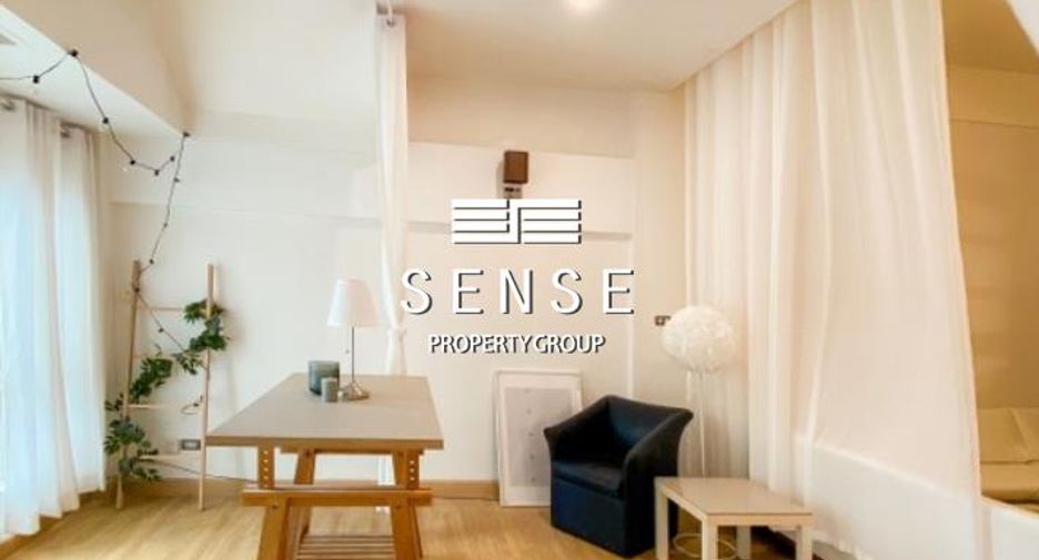 For rent and for sale 4 bedrooms townhouse in Khlong Toei, Bangkok
