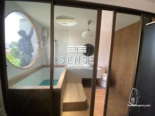 For sale そして for rent 4 ベッドルーム townhouse in Khlong Toei, Bangkok