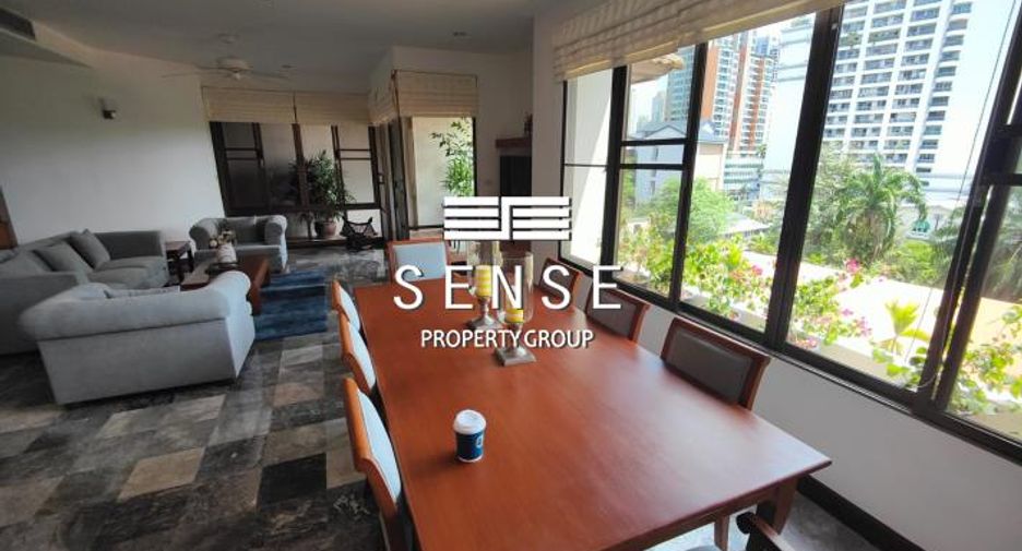 For rent 3 bedrooms condo in Watthana, Bangkok