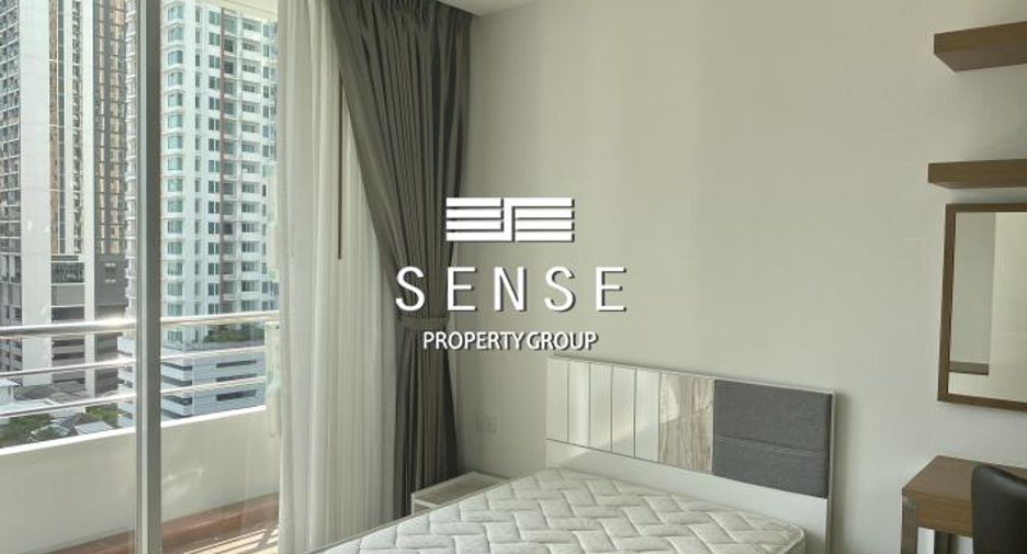 For rent 3 bedrooms condo in Khlong Toei, Bangkok