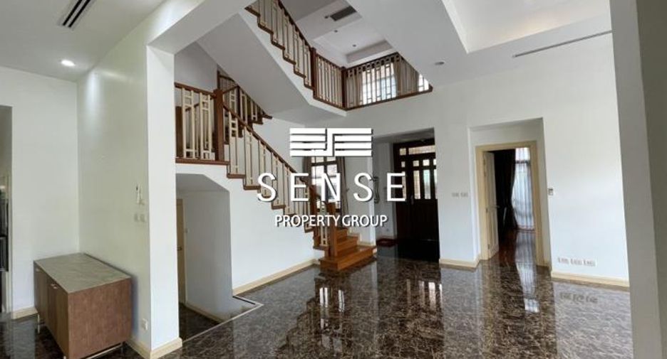 For rent 4 bedrooms house in Pathum Wan, Bangkok