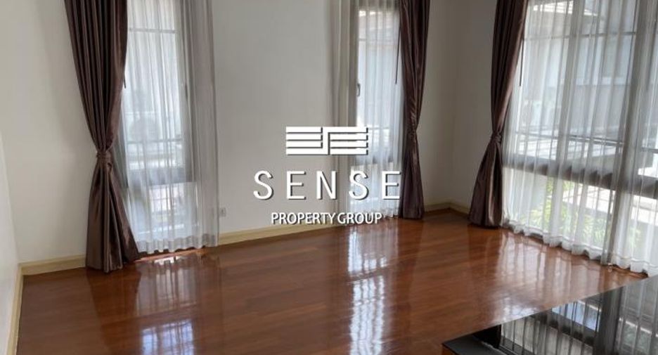 For rent 4 bedrooms house in Pathum Wan, Bangkok