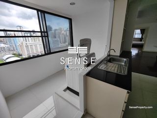 For sale 3 bedrooms condo in Watthana, Bangkok