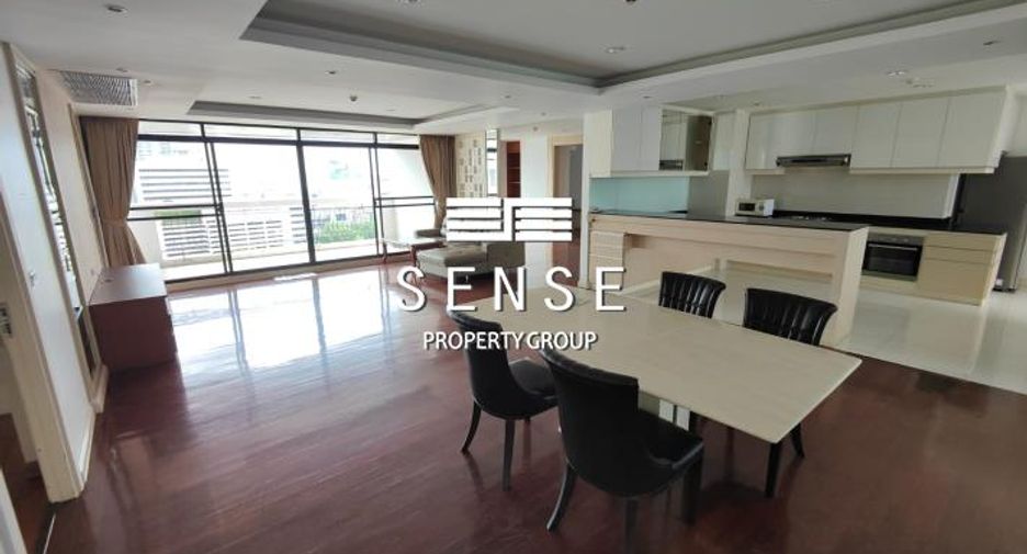 For sale 3 bedrooms condo in Watthana, Bangkok