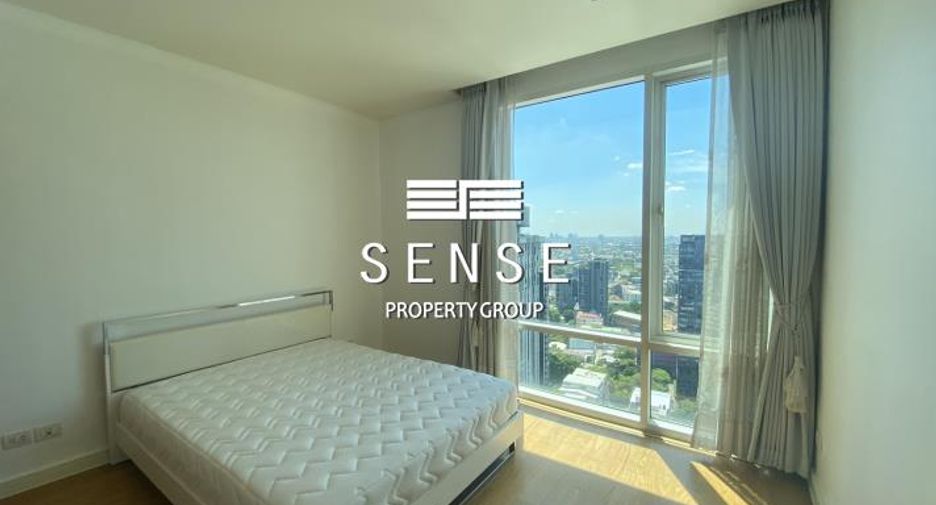 For rent 3 bedrooms condo in Khlong Toei, Bangkok