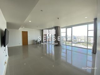 For rent 3 ベッドルーム condo in Khlong Toei, Bangkok