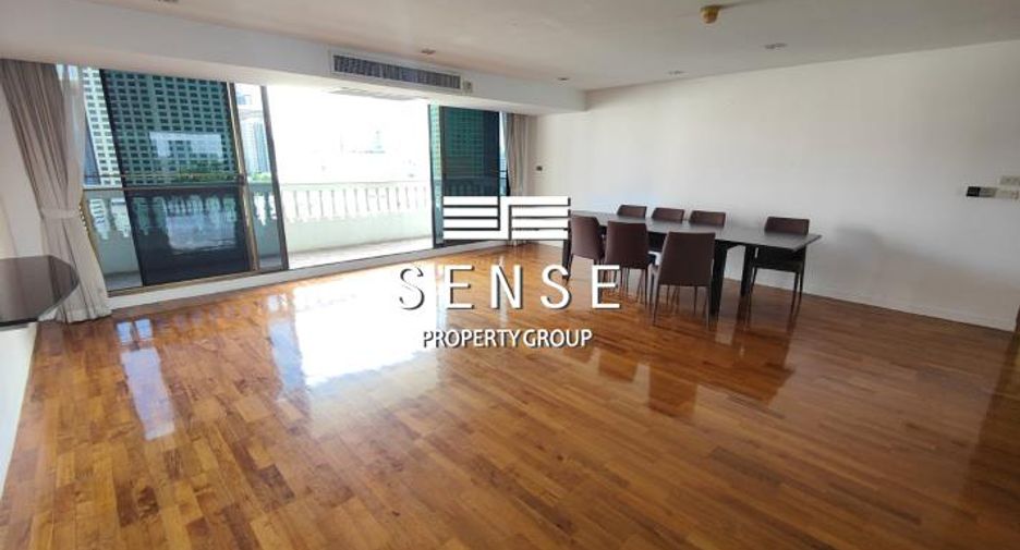 For rent 4 bedrooms condo in Khlong Toei, Bangkok