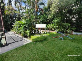 For rent 4 bedrooms condo in Khlong Toei, Bangkok