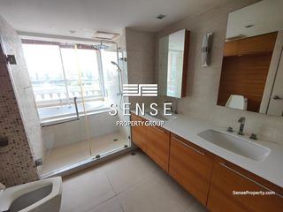 For rent 4 bedrooms condo in Khlong Toei, Bangkok