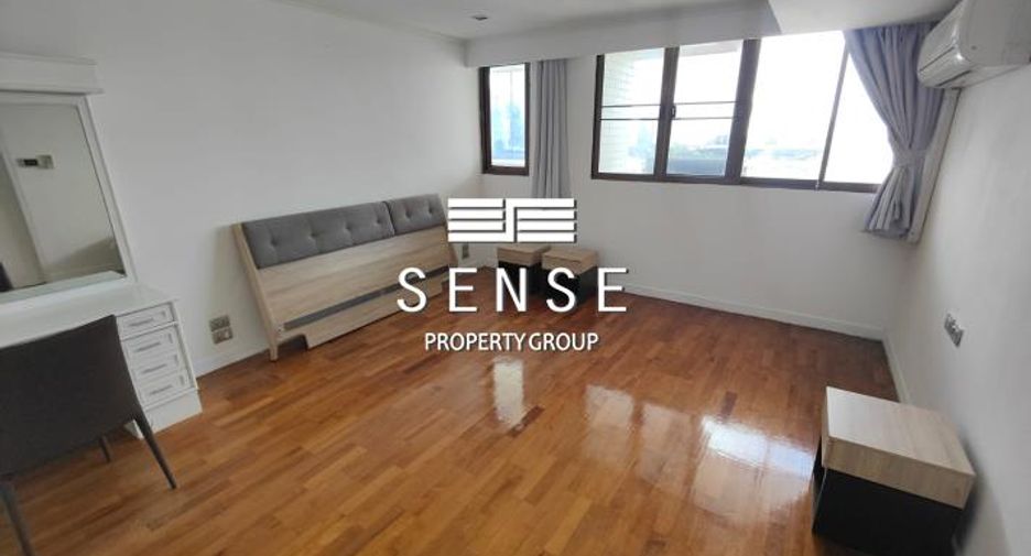 For rent 4 bedrooms condo in Khlong Toei, Bangkok