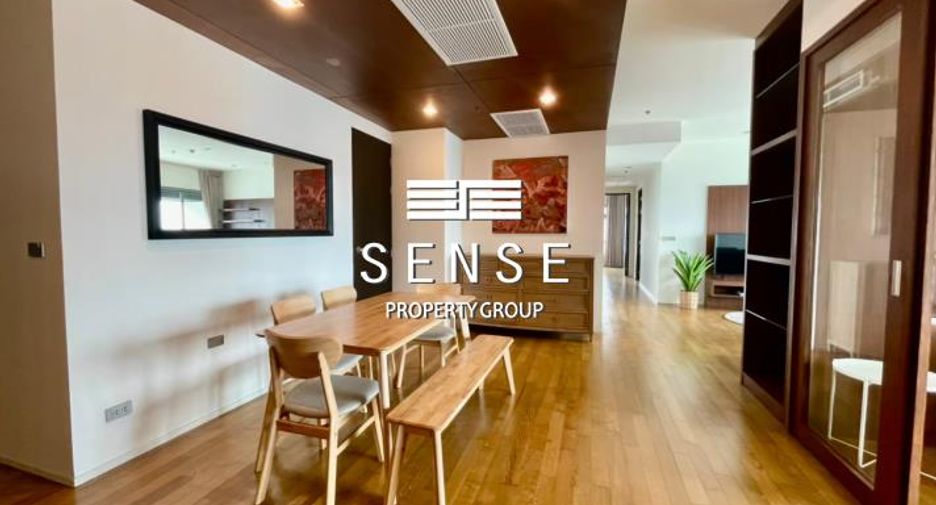 For rent 3 bedrooms condo in Khlong Toei, Bangkok