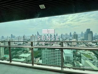 Condo en alquiler de 3 habitaciones en Khlong Toei, Bangkok