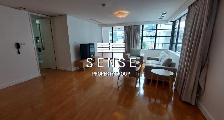 For rent 3 bedrooms condo in Sathon, Bangkok