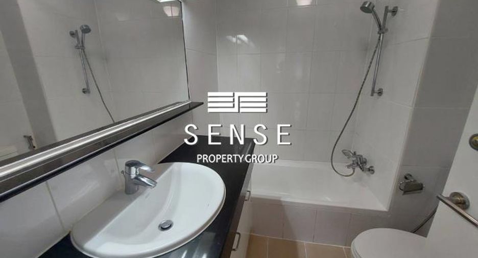 For rent 3 bedrooms condo in Sathon, Bangkok