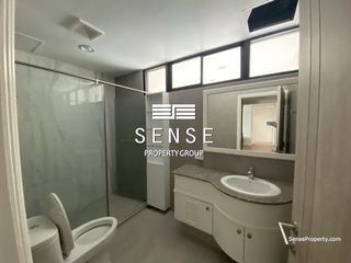 For rent 3 ベッドルーム condo in Sathon, Bangkok